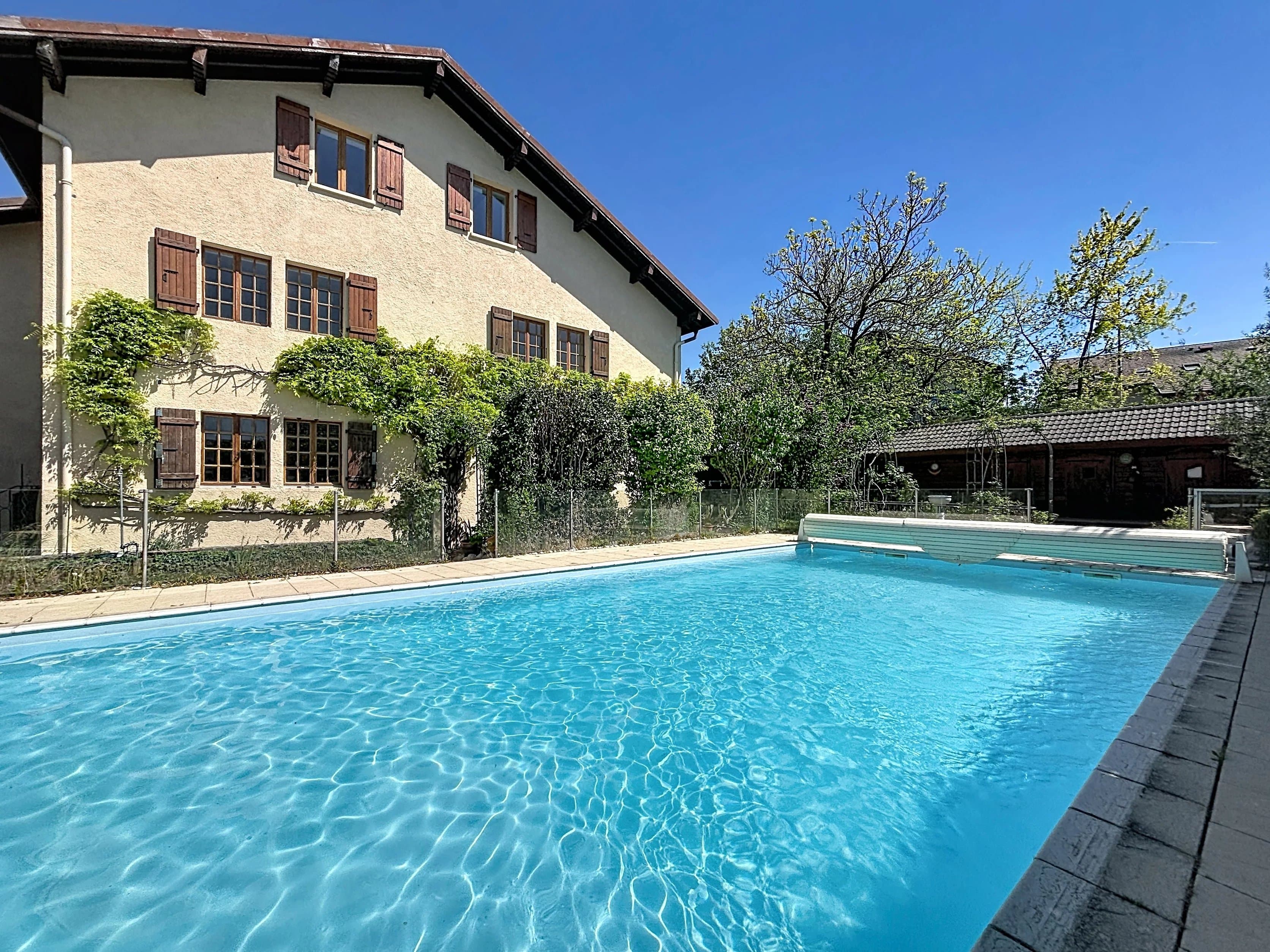 ESCLUSIVA VALLEIRY Casa di carattere di 350 m²