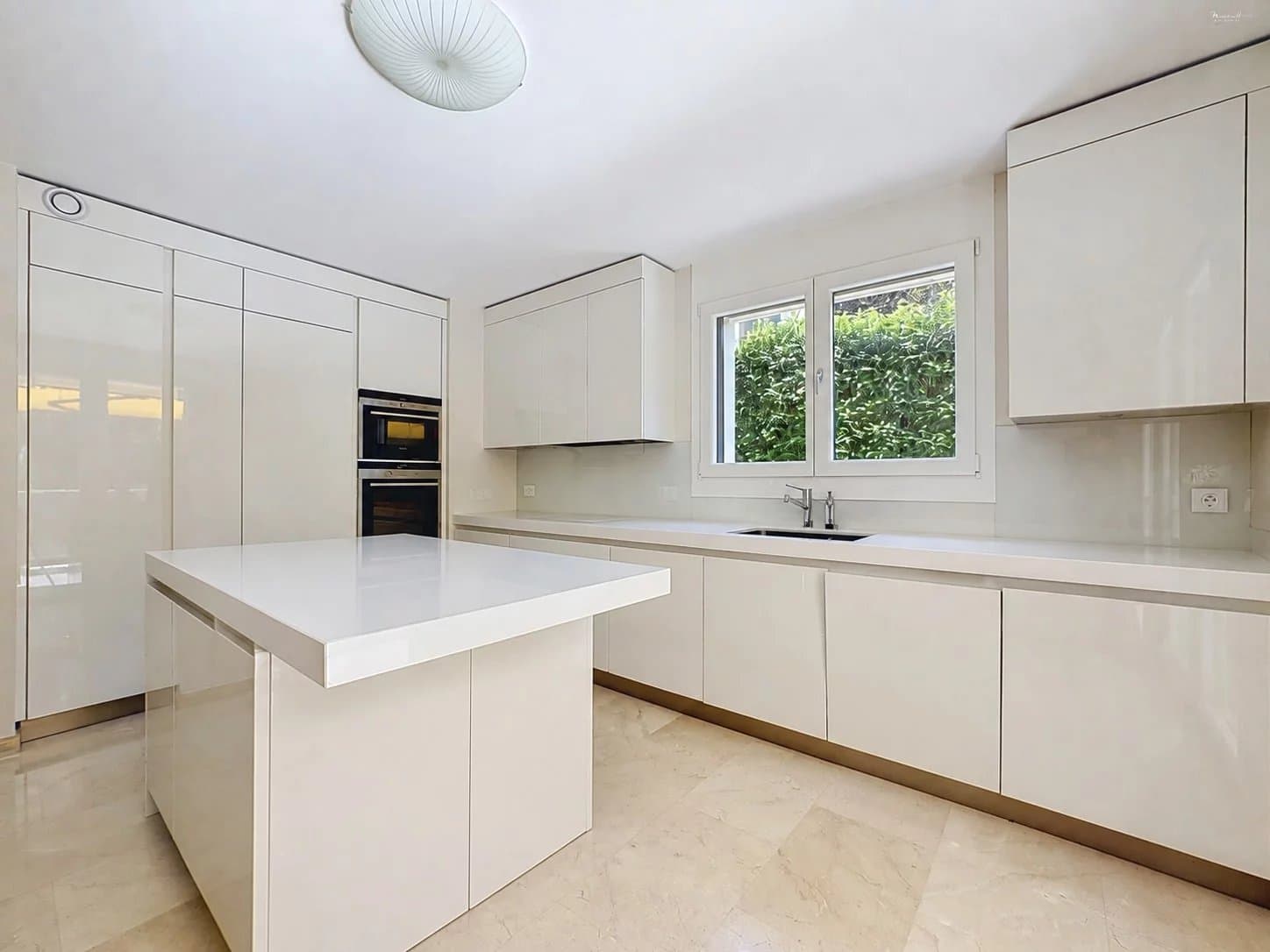 Luxueux duplex avec jardin privatif — 4