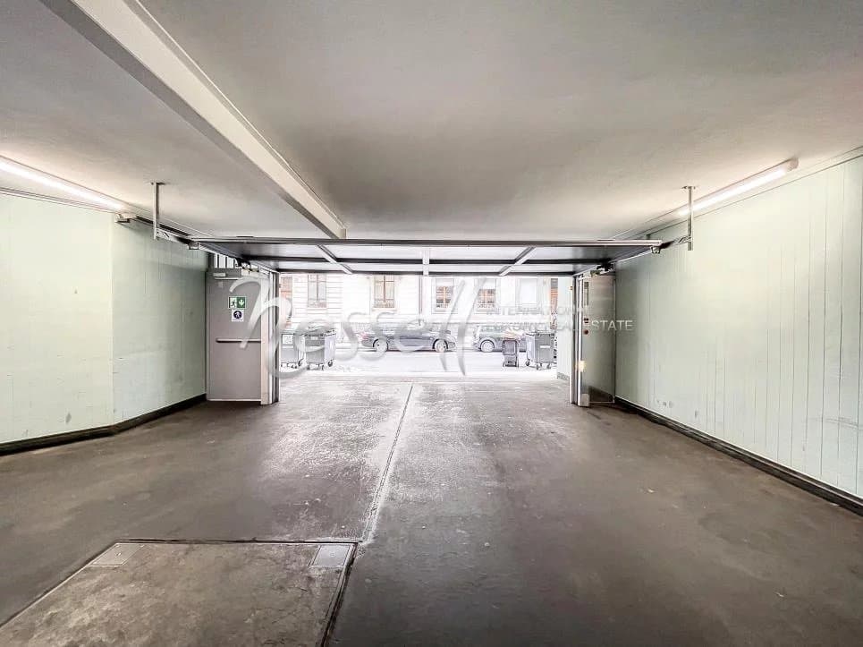 Tiefgaragenplatz in Eaux-Vives — 2