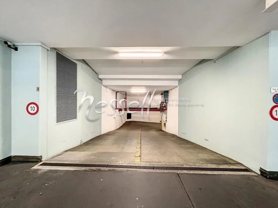 Tiefgaragenplatz in Eaux-Vives — 6