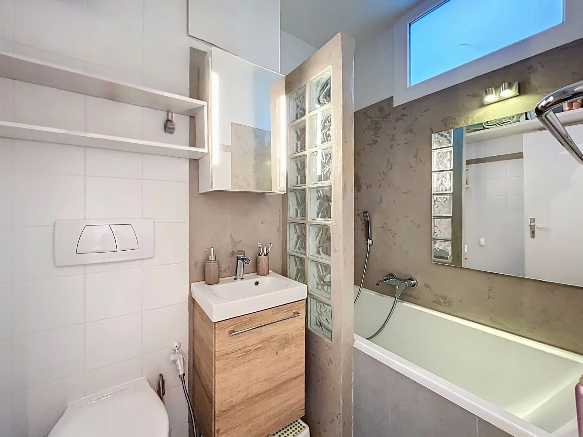 Superbe duplex en rez-de-jardin à Confignon — 3