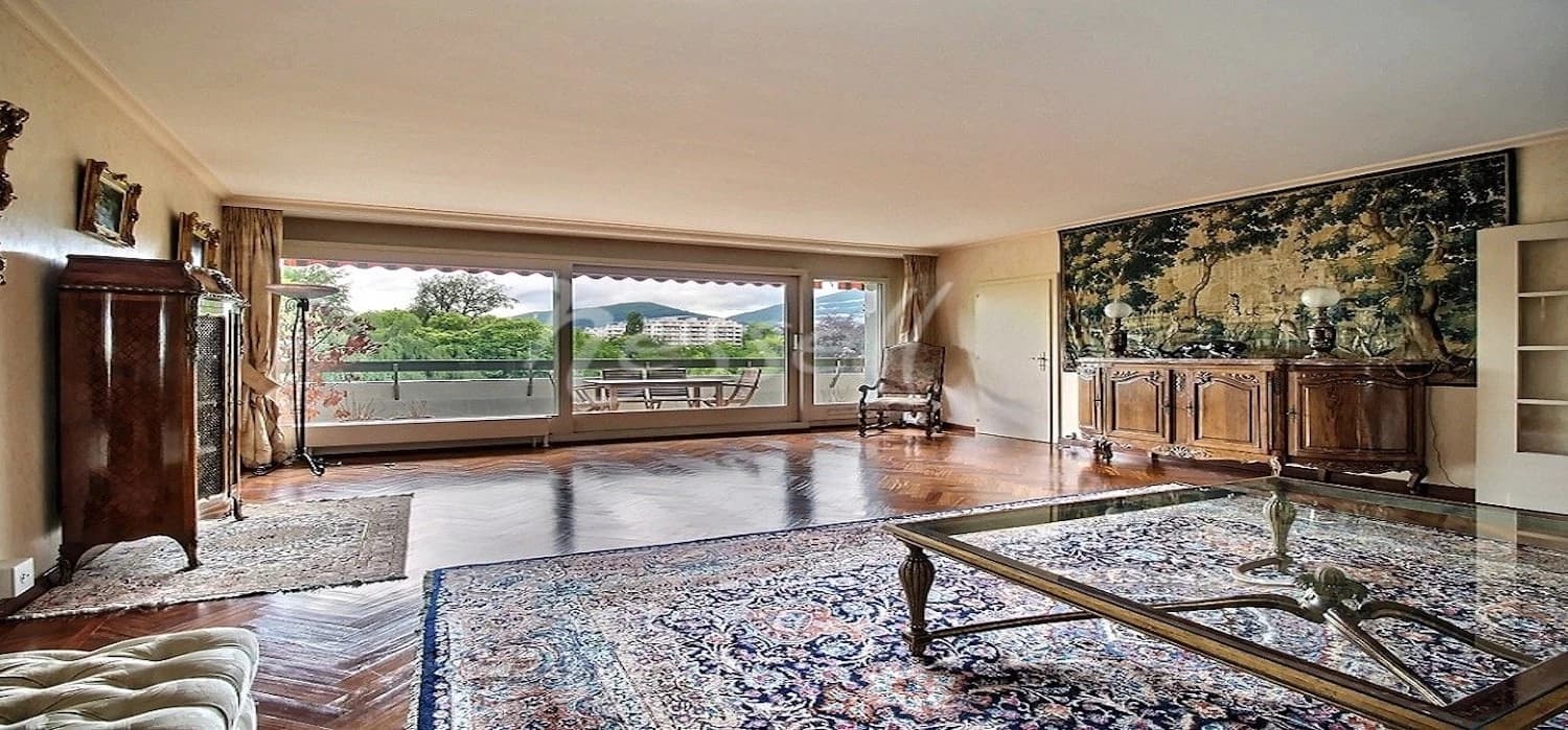 Luxueux appartement au centre de geneve