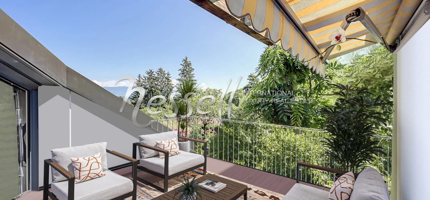 Bel appartement en attique offrant lumière et espace