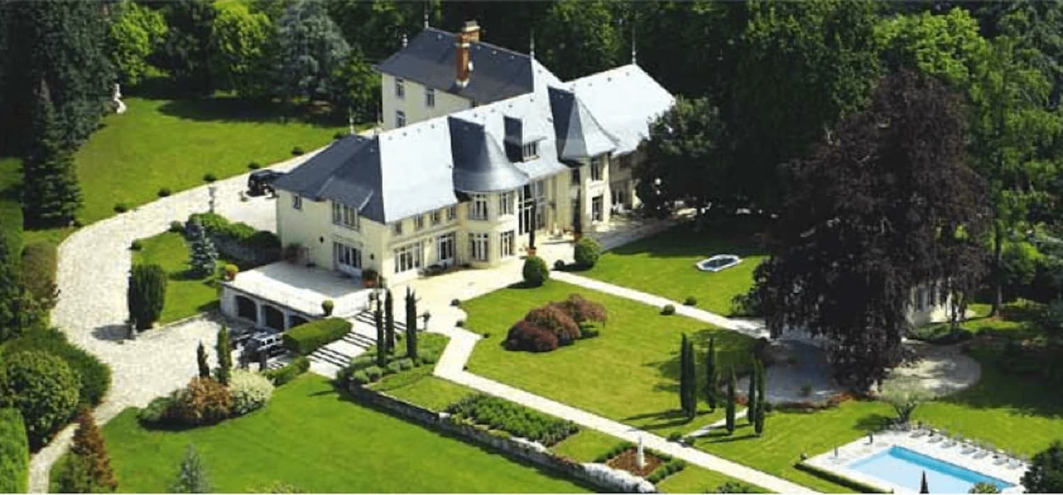 Château d’exception à 40 mn de Genève