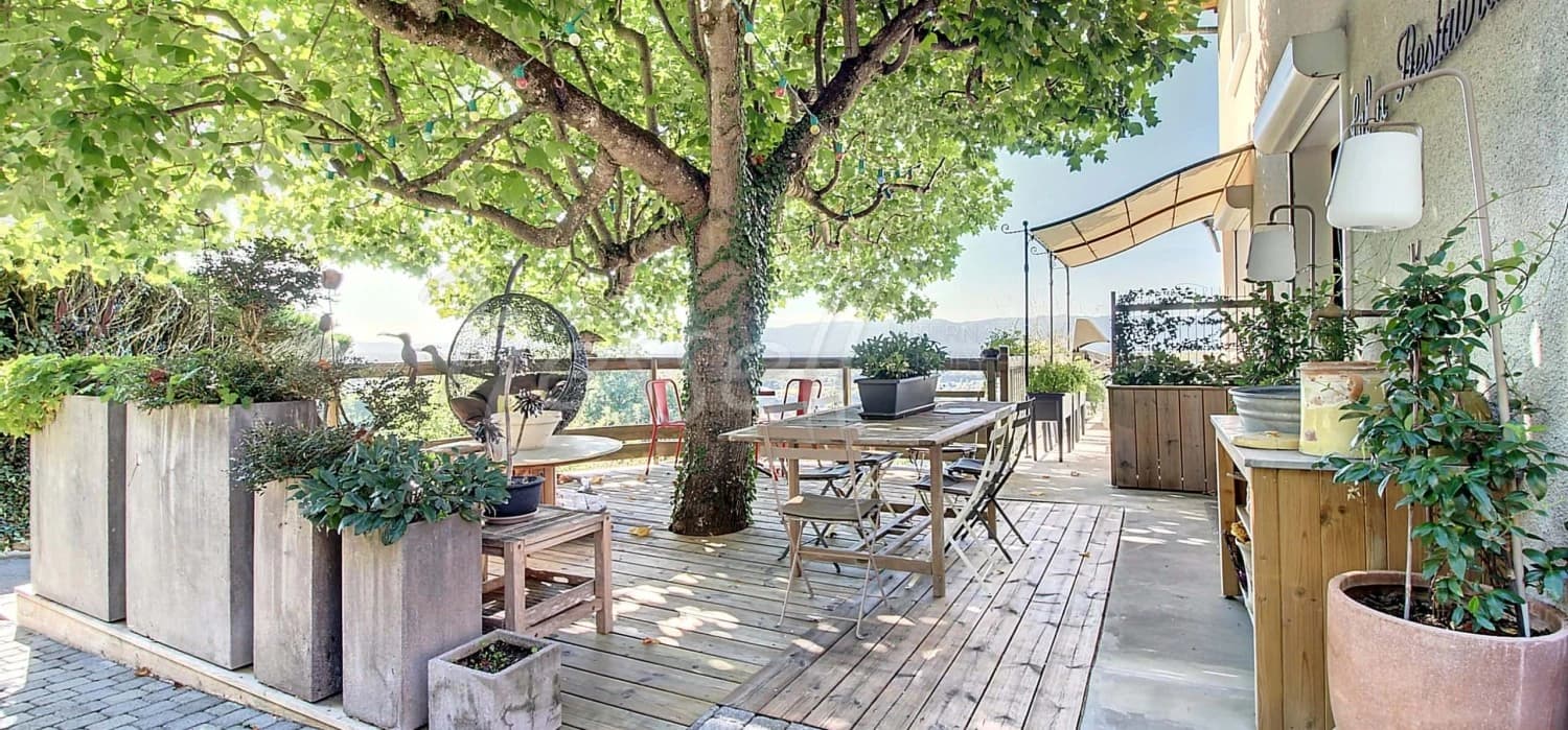 Fantastique propriété avec vue panoramique, proche de Genève